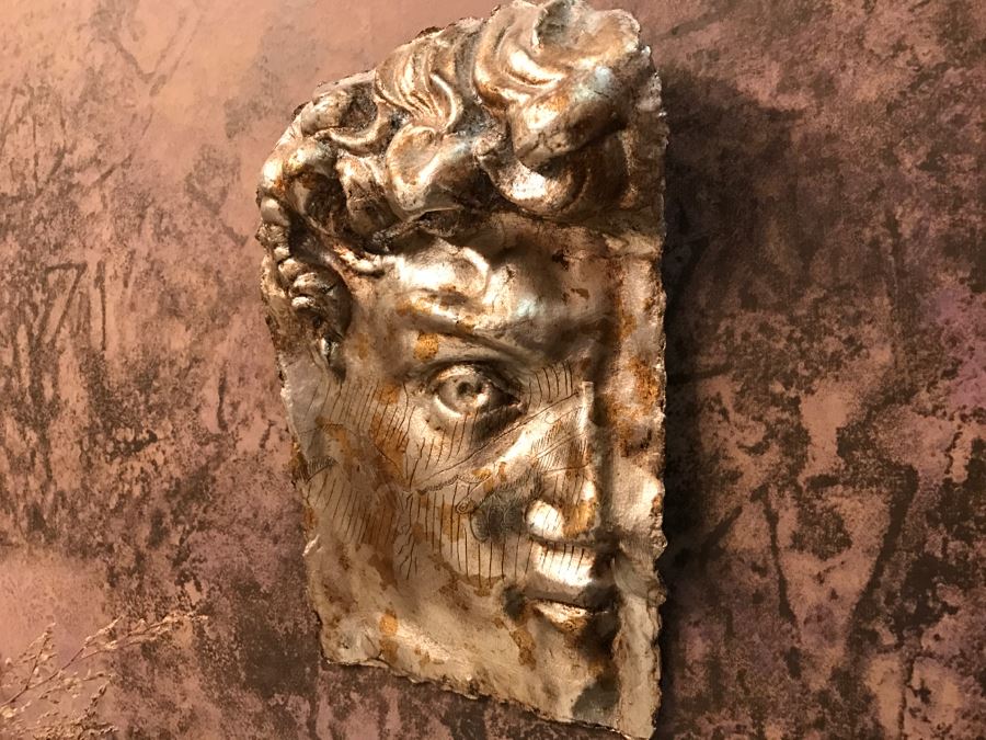 Pair Of Gold Paper Papier Mache Hand Signed Artwork Sculptural Pieces Firenze By Florentine Maskmaker Bijan - David And Leonardo [Photo 5]