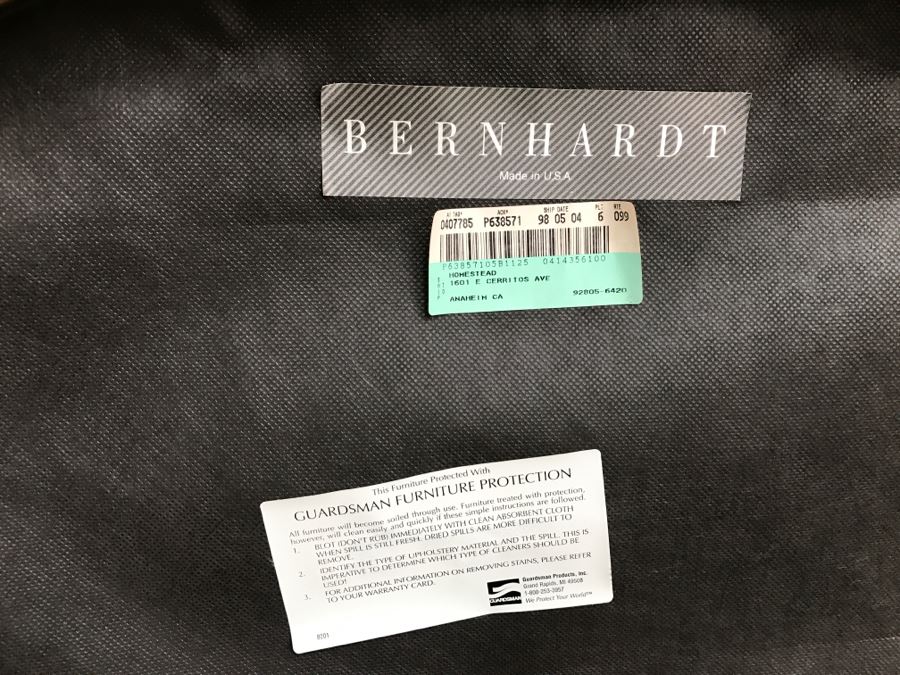 Pair Of Stunning BERNHARDT Large Upholstered Armchairs - See Photos [Photo 16]