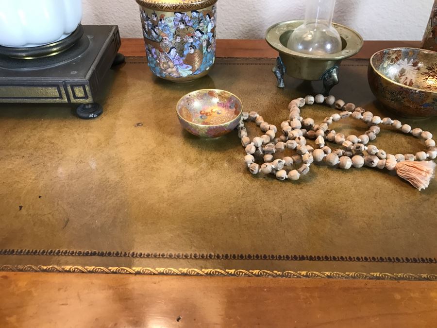 Stunning French Provincial Serpentine Front Leather Top Chest Of Drawers 4-Drawers 30'W X 17'D X 31'H [Photo 5]