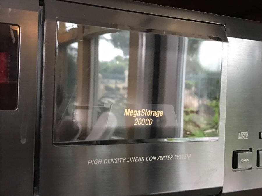 SONY Mega Storage 200 CD Companct Disc Player CDP-CX205 [Photo 3]