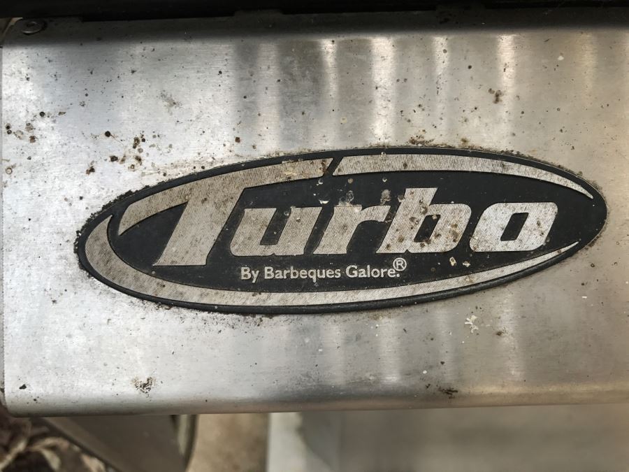 Outdoor BBQ Grill Turbo By Barbeques Galore Model XG3TBWSS [Photo 5]