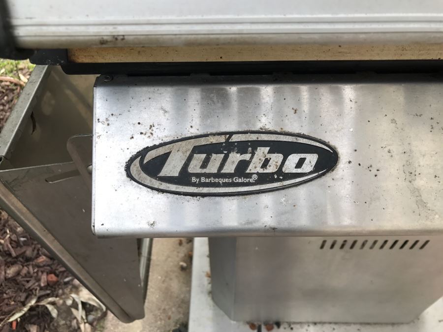 Outdoor BBQ Grill Turbo By Barbeques Galore Model XG3TBWSS