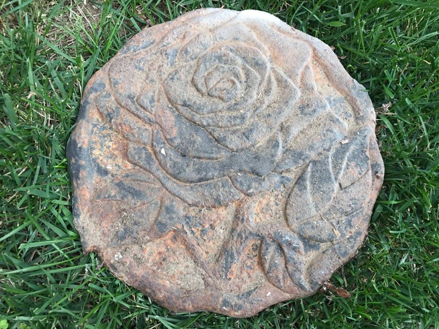 Pair Of Metal Floral Motif Stepping Stones [Photo 3]