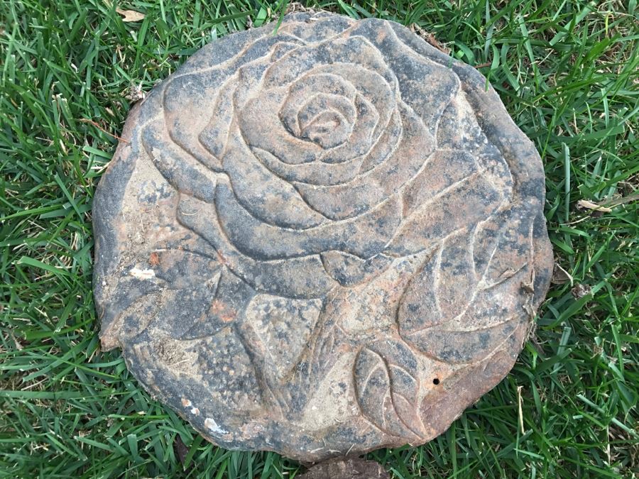 Pair Of Metal Floral Motif Stepping Stones [Photo 2]
