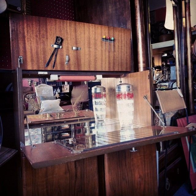 Mid-Century Bar