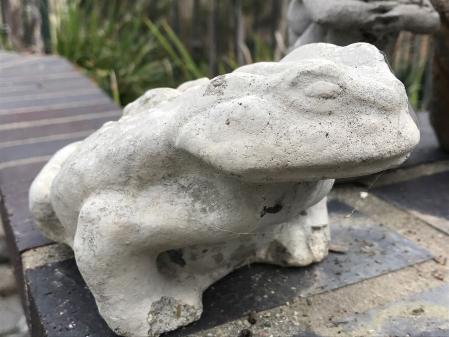 (4) Outdoor Garden Sculptures [Photo 7]