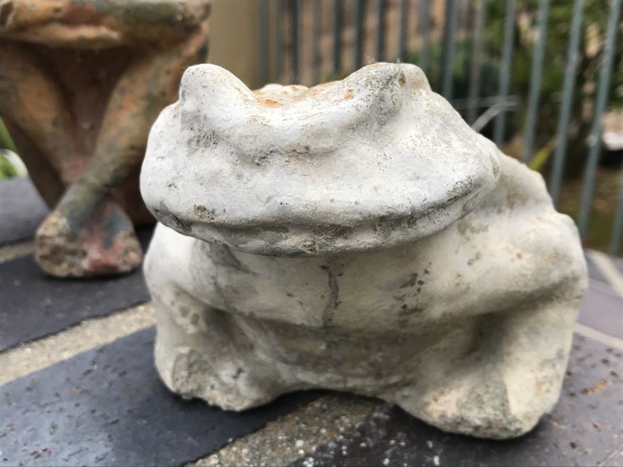 (4) Outdoor Garden Sculptures [Photo 8]