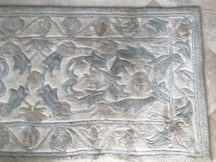 Small Chinese Wool Rug 44' X 21' [Photo 3]