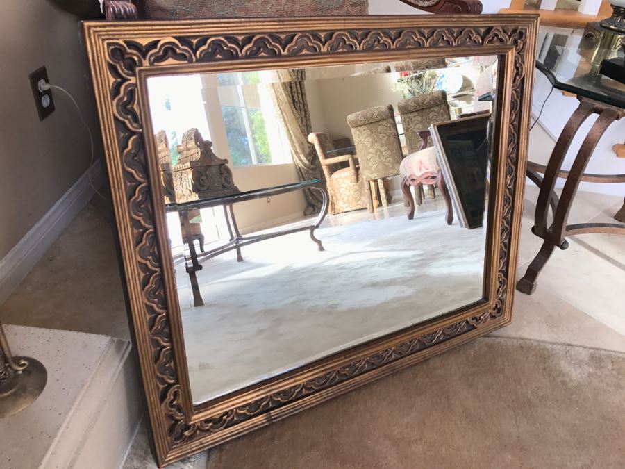 Stunning Gilt Wood Designer Beveled Glass Wall Mirror 33' X 27' [Photo 4]
