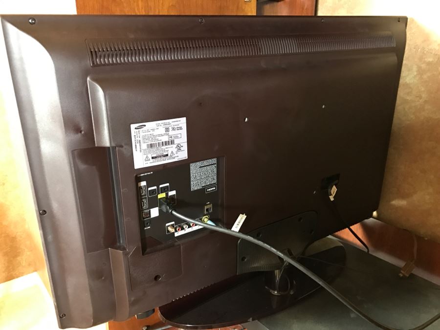 Samsung 40 Inch Flat Panel HDTV Television UN40H5201 [Photo 5]