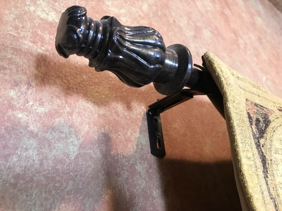 Map Of The World Tapestry With Rod And Wall Mounting Hardware 52' X 37' [Photo 5]