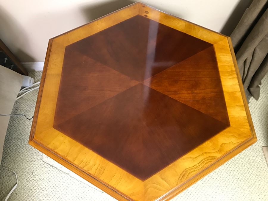 Stunning Hexagon Cabinet Table Lockable 23'W X 24'H [Photo 2]