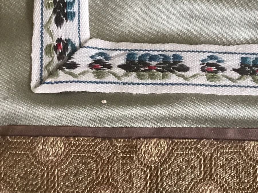 Pair Of Framed Asian Silk Embroidery Of Birds And Flowers Artwork [Photo 17]