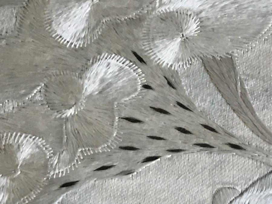 Very Fine Vintage Hand Stitched Silk Embroidery Of Rooster And Flowers In Gilt Bamboo Frame [Photo 16]