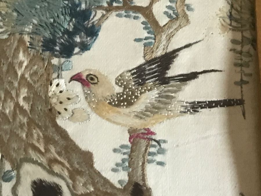 STUNNING Very Fine Vintage Hand Stitched Silk Embroidery Of Many Birds And Trees In Gilt Bamboo Frame [Photo 11]