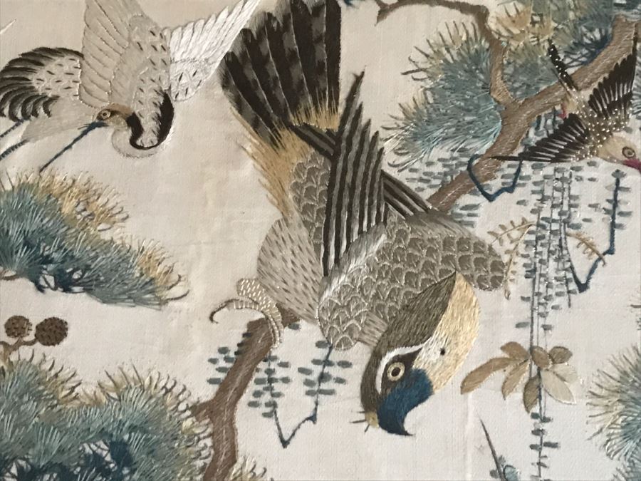 STUNNING Very Fine Vintage Hand Stitched Silk Embroidery Of Many Birds And Trees In Gilt Bamboo Frame [Photo 6]