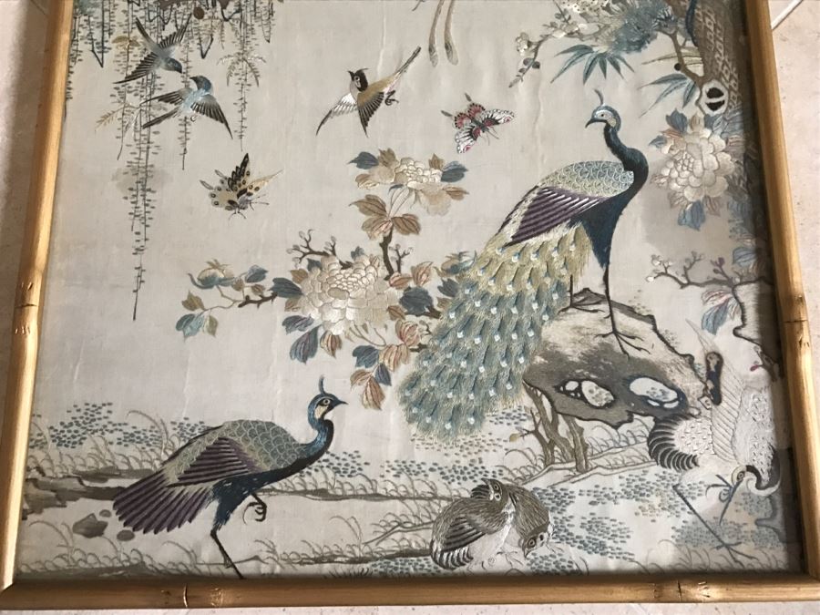 STUNNING Very Fine Vintage Hand Stitched Silk Embroidery Of Many Birds And Trees In Gilt Bamboo Frame [Photo 3]