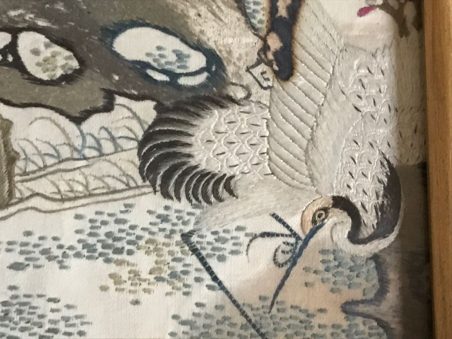 STUNNING Very Fine Vintage Hand Stitched Silk Embroidery Of Many Birds And Trees In Gilt Bamboo Frame [Photo 18]