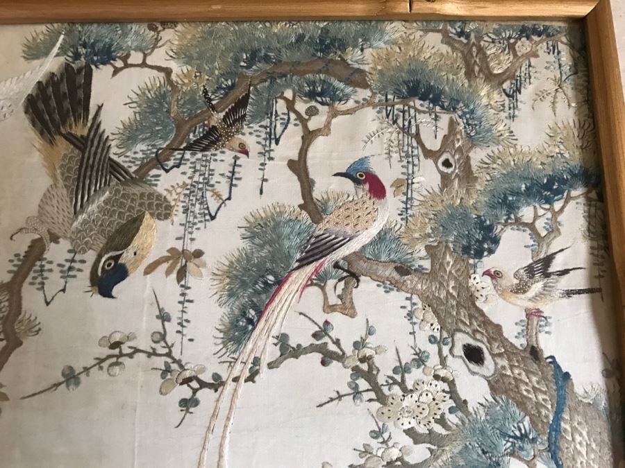 STUNNING Very Fine Vintage Hand Stitched Silk Embroidery Of Many Birds And Trees In Gilt Bamboo Frame [Photo 8]