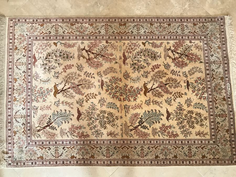 Stunning Finely Hand Woven Silk Signed Persian Rug Meant For Wall Hanging 39' X 60' [Photo 3]