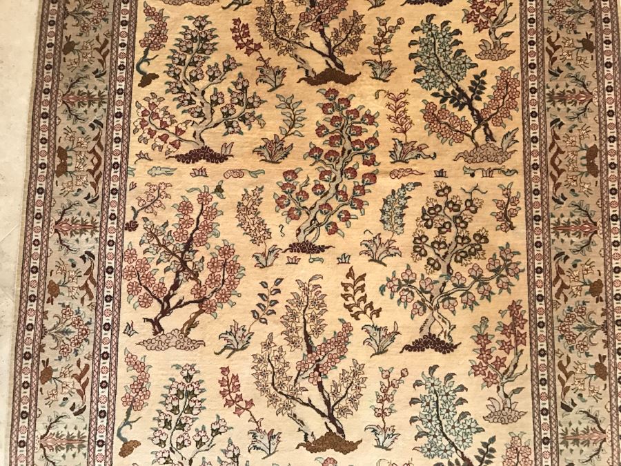 Stunning Finely Hand Woven Silk Signed Persian Rug Meant For Wall Hanging 39' X 60' [Photo 8]
