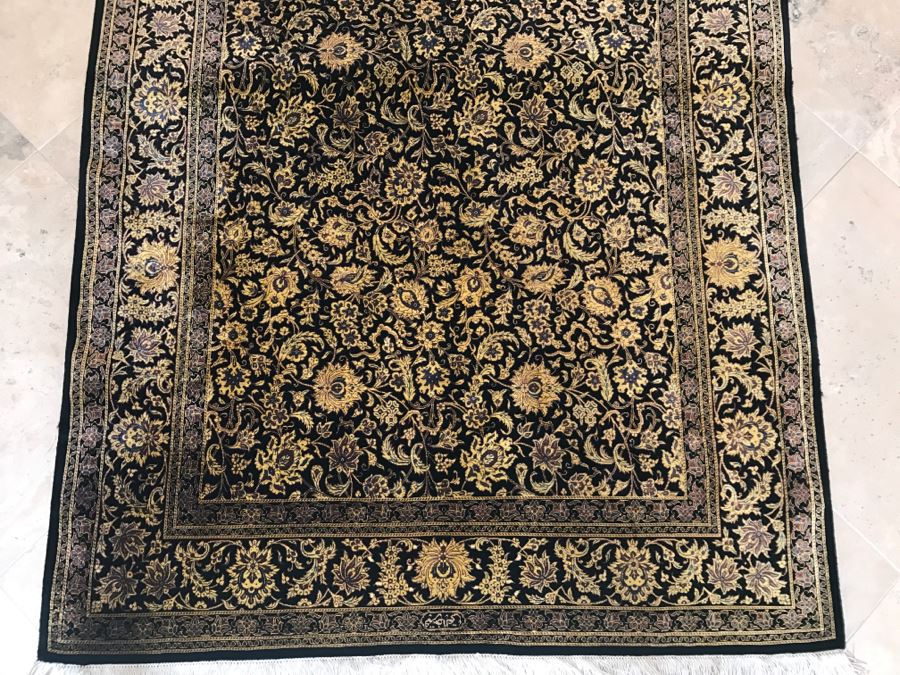 Stunning Very Finely Knotted Oriental Rug 100% Silk Signed 39' X 60' [Photo 3]