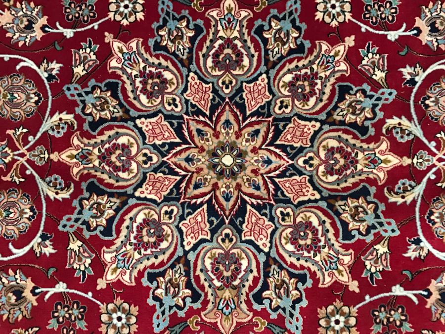 Stunning Finely Knotted Oriental Wool Area Rug From Iran Signed 78' X 126' [Photo 8]