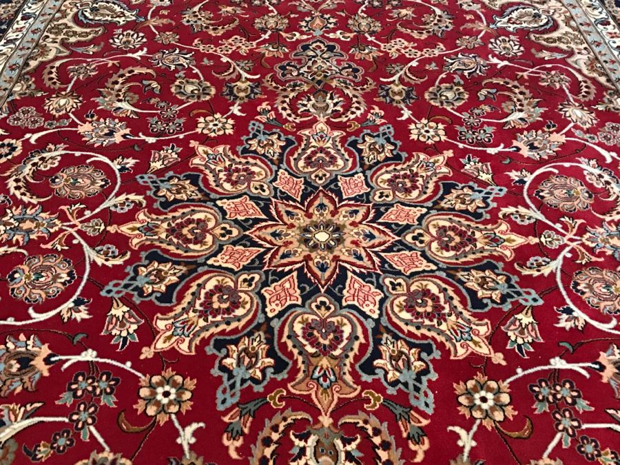 Stunning Finely Knotted Oriental Wool Area Rug From Iran Signed 78' X 126' [Photo 10]
