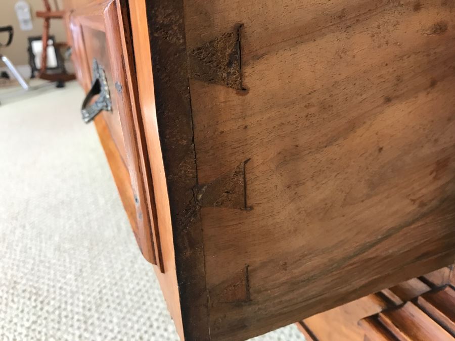 Beautiful Antique Wood Carved Chest Of Drawers Dresser 4-Drawers With Marble Top (See Matching Nightstand) [Photo 17]