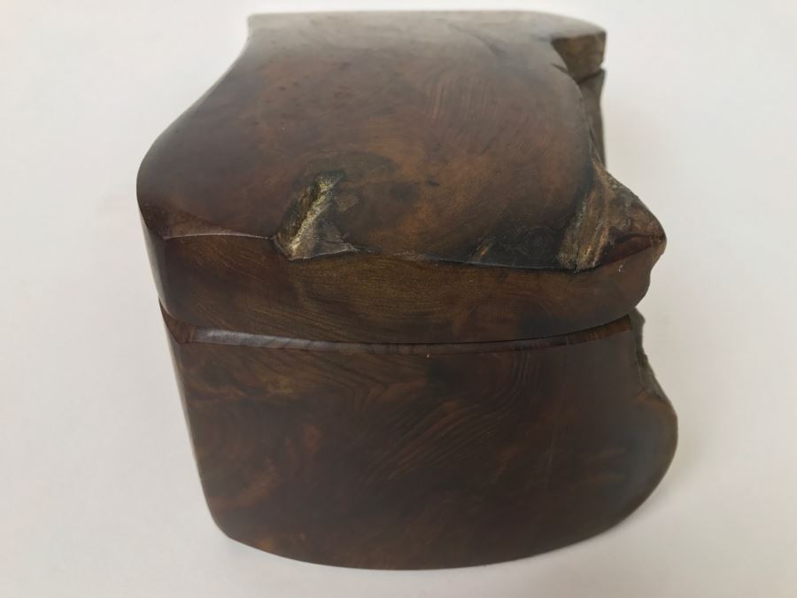 Large Carved Natural Wooden Box [Photo 5]