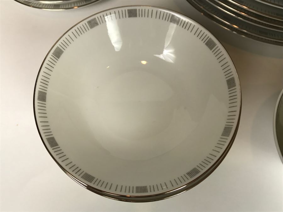 Vintage Mid-Century Pattern Rosenthal Germany China Set - See All Photos - Apx 54 Pieces [Photo 11]