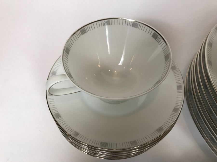 Vintage Mid Century Pattern Rosenthal Germany China Set See All   24070 Klt1 