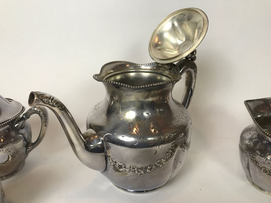 Vintage Pairpoint Mfg Co Quadruple Plate Silver Tea Set New Bedford, Mass [Photo 13]