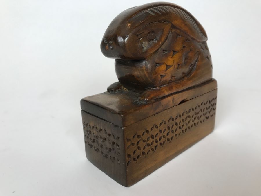 Carved Rabbit Wooden Russian Trinket Box [Photo 6]