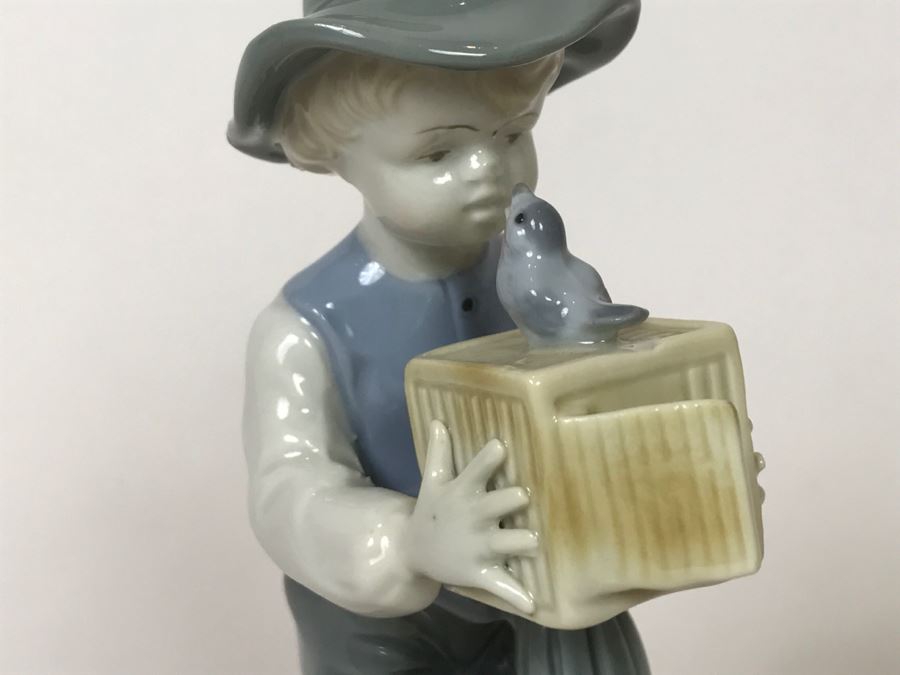 Vintage Metzler & Ortloff German Porcelain Boy With Bird Figurine [Photo 4]