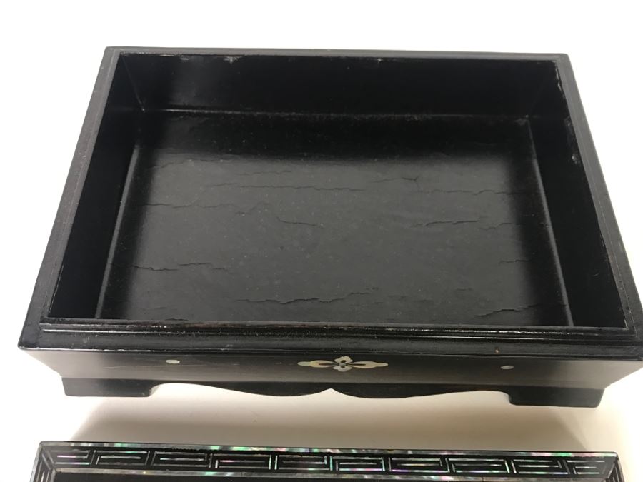 Mother Of Pearl Inlay Lacquer Wooden Box [Photo 7]