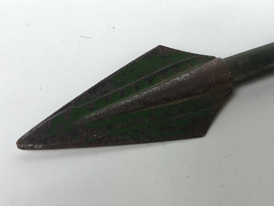 Vintage Arrow [Photo 3]