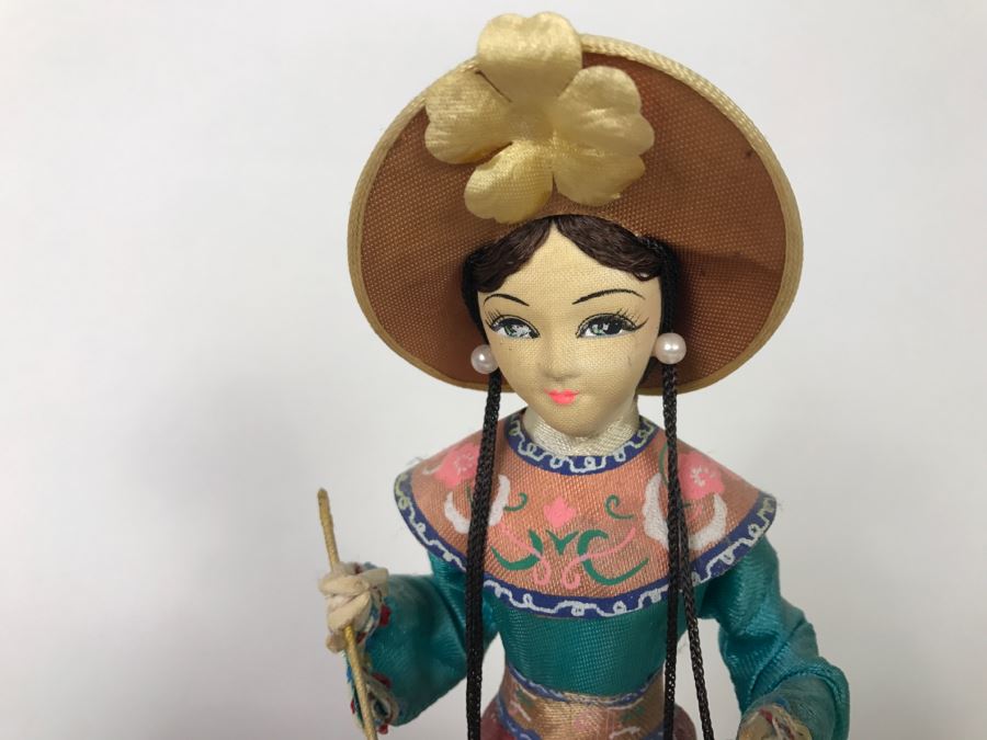Vintage Asian Doll Collection [Photo 10]