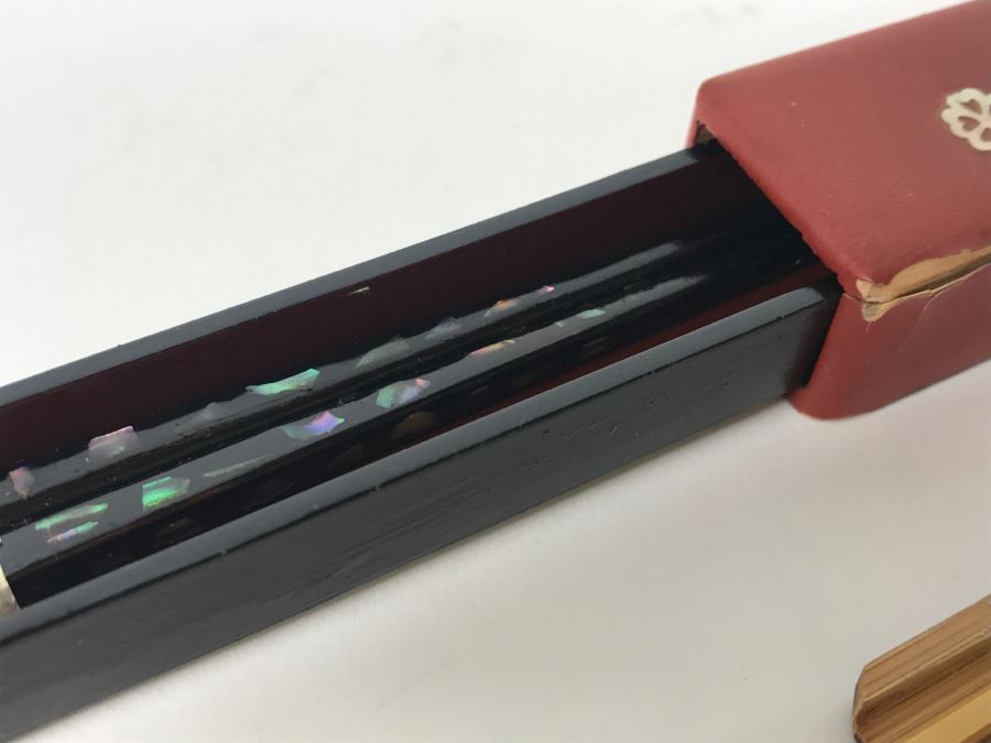 Vintage Lacquer With Mother Of Pearl Inlay Chopsticks And Bamboo Chopsticks [Photo 5]