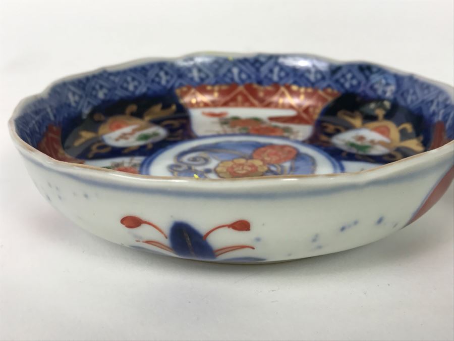 Pair Of Small Japanese Imari Porcelain Bowls [Photo 7]