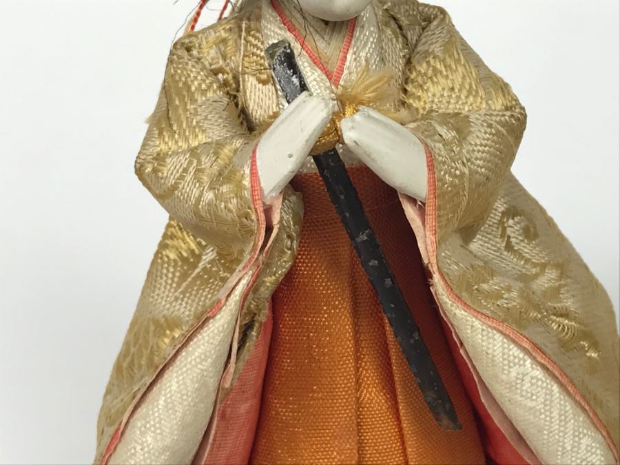 Pair Of Handmade Japanese Dolls [Photo 9]