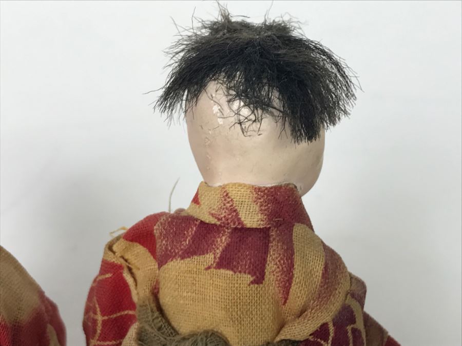Pair Of Small Japanese Dolls [Photo 9]
