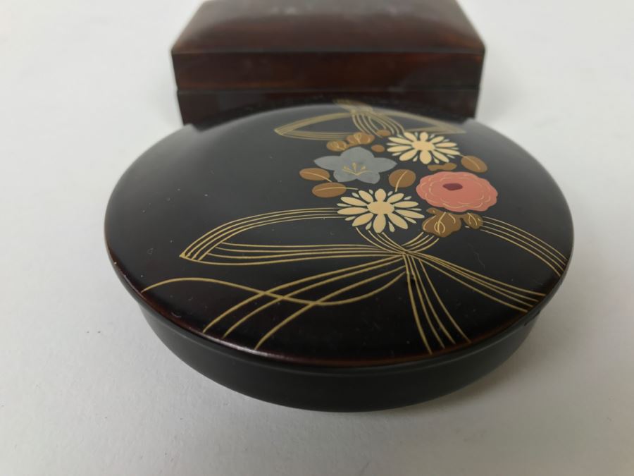Pair Of Vintage Lacquer Boxes [Photo 4]