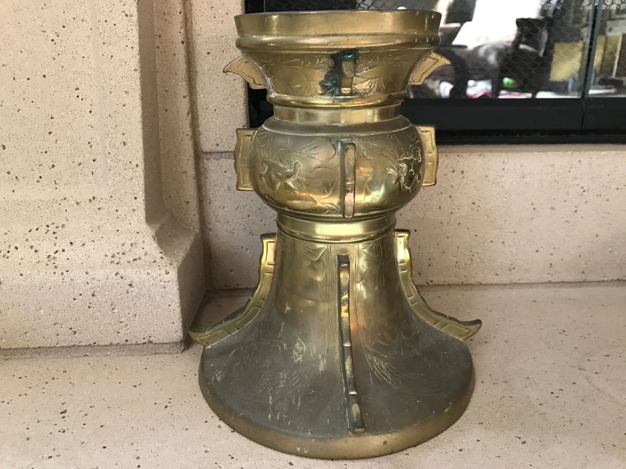 Brass Asian Candle Holder [Photo 3]