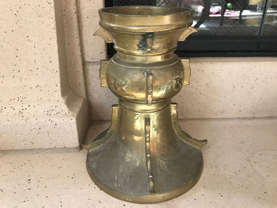 Brass Asian Candle Holder [Photo 2]