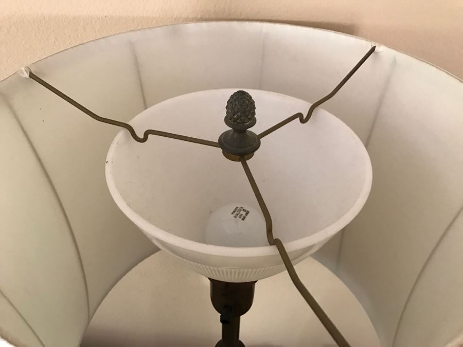 Pair Of Vintage Tall Brass And White Porcelain Table Lamps By Stiffel [Photo 17]