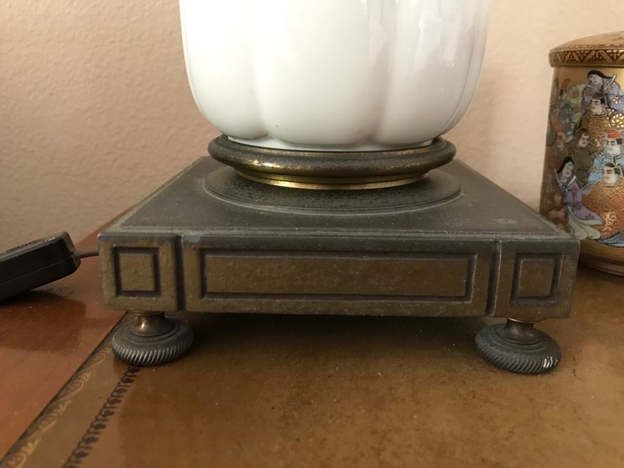 Pair Of Vintage Tall Brass And White Porcelain Table Lamps By Stiffel [Photo 14]