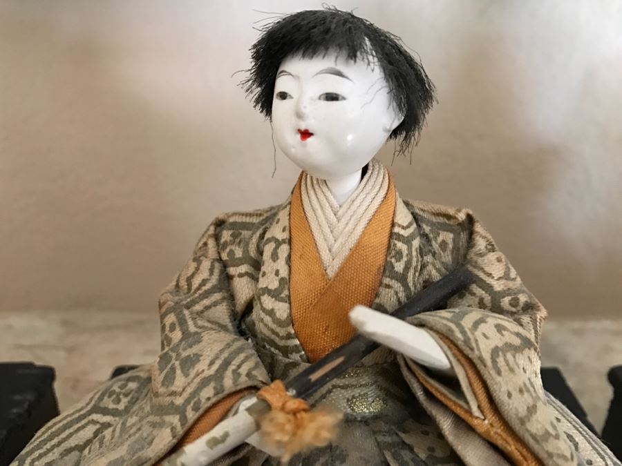 Set Of (4) Vintage Japanese Dolls On Wooden Stands [Photo 5]