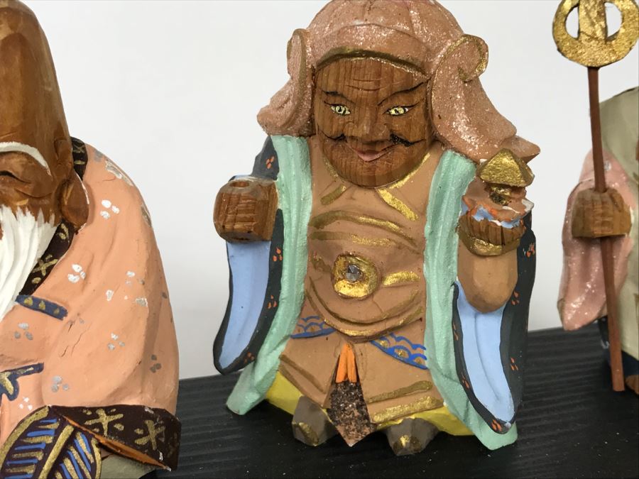 Small Wooden Carved And Hand Painted Asian Figurines With Stand [Photo 10]