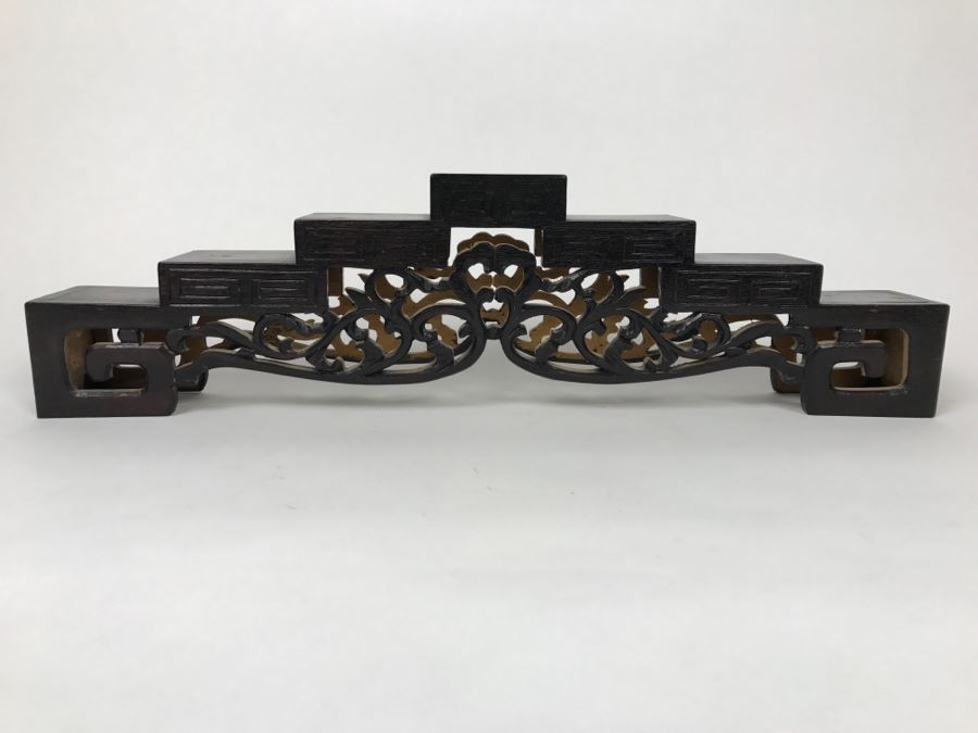 Black Asian Display Stand [Photo 2]